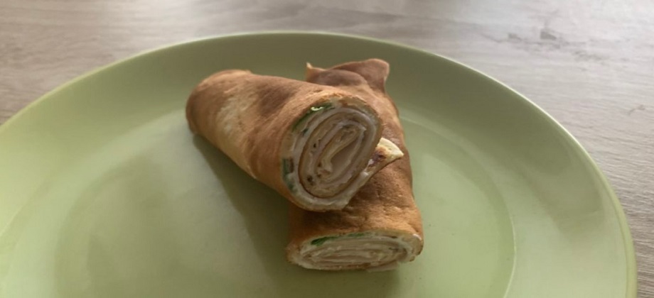 palacinky-na-slano-s-medvedim-cesnakom-emamamamu